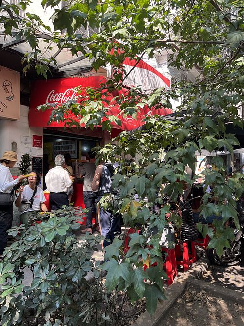 Front view from corner    at Tacos Hola El Güero in Mexico City