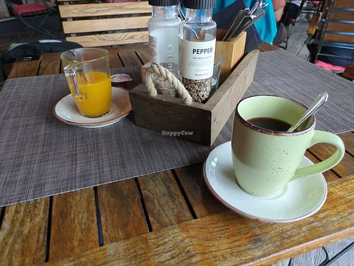 Sanddorn Nektar und Pott Kaffee at Café Knatter - Restaurant & Pension in Ueckeritz