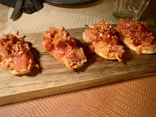 De tomatenbruschetta’s zijn heerlijk   at D'eetplosj  in Herne