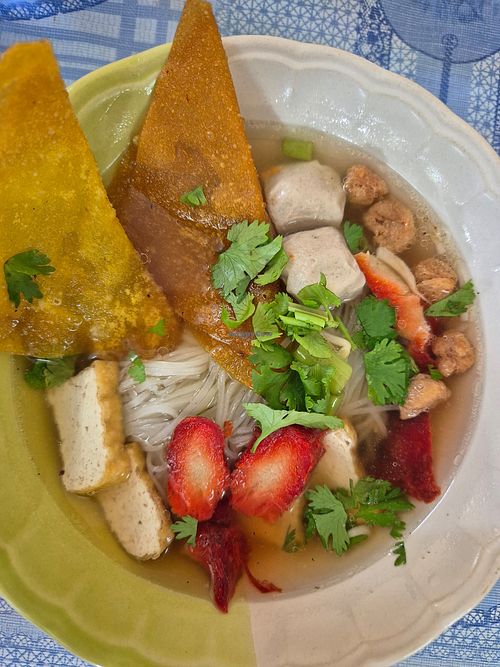 Noodle soup at Zi Zhu Lin - ร้านอาหารเจจื่อจูหลิน in Chanthaburi