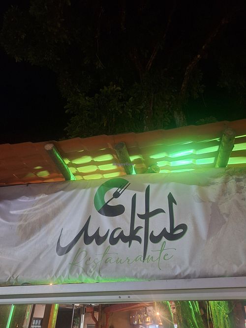 restaurant name at Maktub in Angra Dos Reis