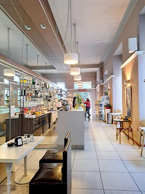 Interior del local at Éclair Café Di Bruni Edoardo & C Snc in Martina Franca