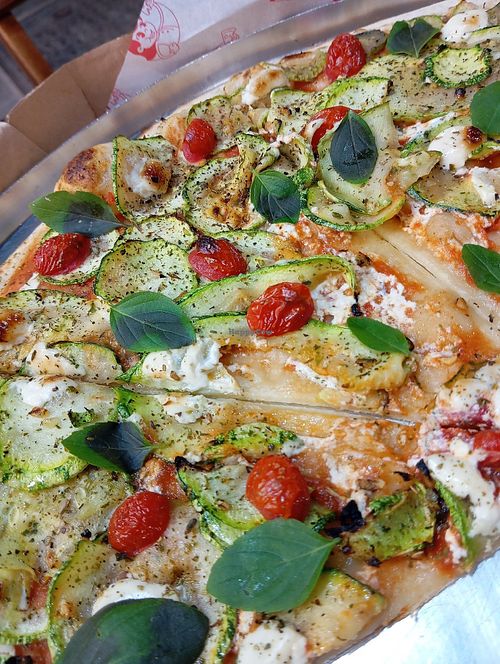 Única opción de pizza vegana, solo varía el tamaño. at Margarida Pizza in Vicosa