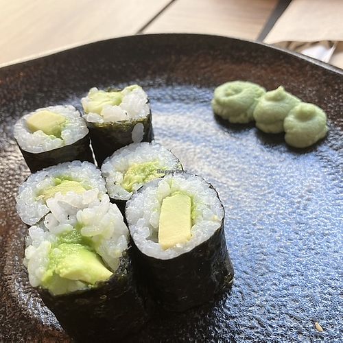 Hosomaki aguacate  at Tanuki San - Puerta Palmas  in Badajoz