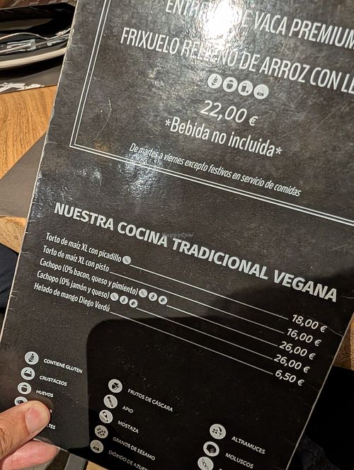 vegan section in the menu at Alterna Sidreria Oviedo — Rosal in Oviedo