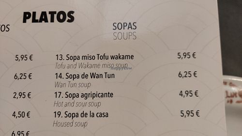 Sopa de miso, tofu y wakame at Restaurant Gran Muralla in Calafell