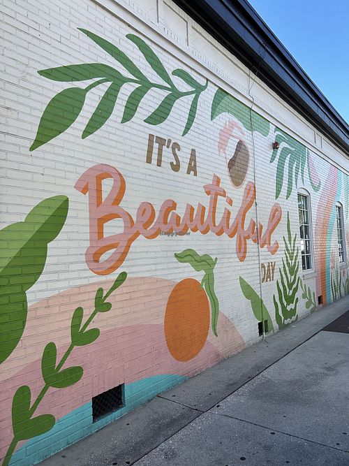Mural on the wall outsidee  at First Watch in Sarasota