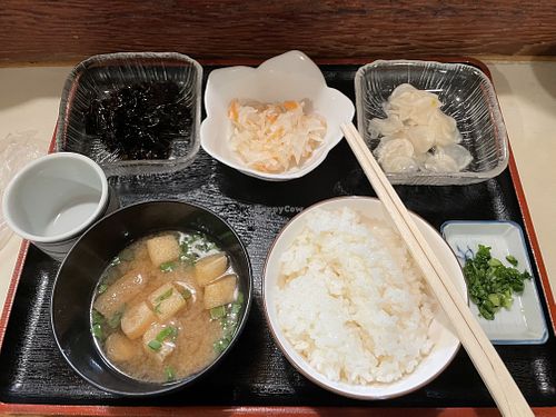 Very delicious miso soup and white rice with kombu seeweed and radishes. (Didn‘t take a picture of the mouldy fruit)  at Mako - 一品料理まこ in Tanabe