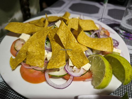 Ensalada vegetariana (queso) at Restaurante Pura Vida in Tortuguero
