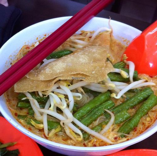 curry noodles at Fo Kwang Vegetarian in Malacca