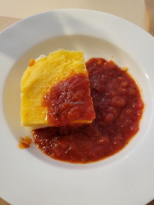 Polenta with vegan cheese in the middle at Sol Veggie in Logrono