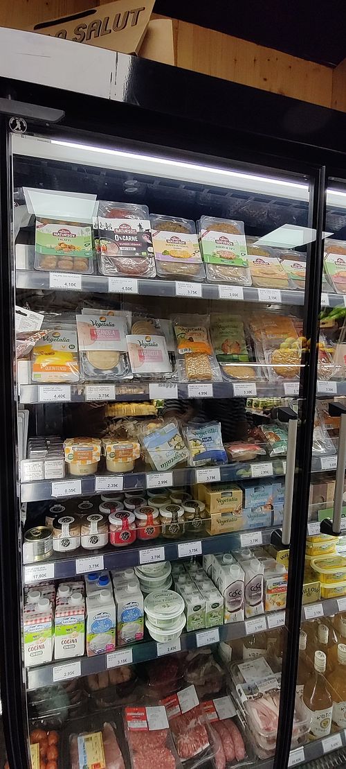 The fridge offers quite some things 🤤 at Agromart - Sóller in Mallorca