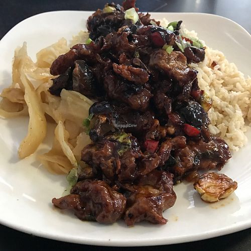 aunt jackies vegan ribs  at Flight in Baltimore