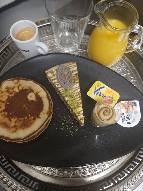 Petit dejeuner vegan 12 € at Vert Pistache in Spa