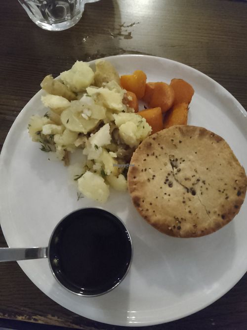 Wild Mushroom bourguignon pie at Pied Bull in Newton-le-willows