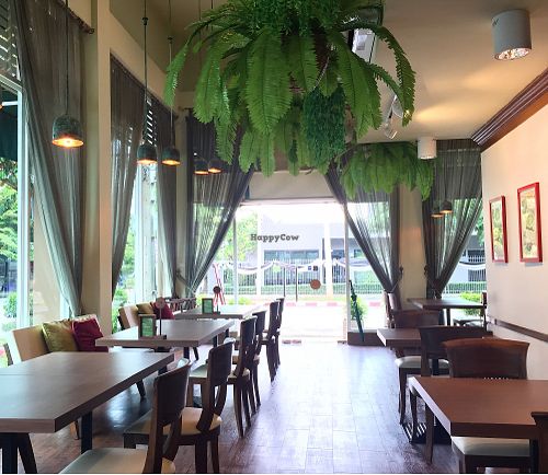 wonderful setting, peaceful, air conditioned, wifi at J Kitchen in Chiang Mai