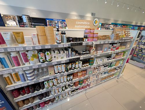 Some options at Farmashop 83 in Paysandu