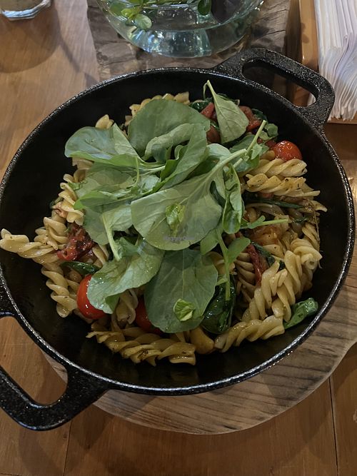 fuzilli caprese  at Containner in Canela