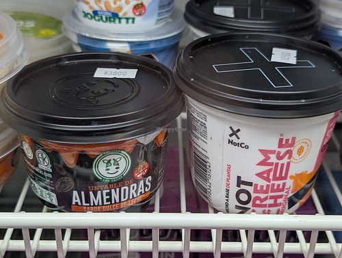 Vegan cream cheese at Nothofagus Almacén de Alimentos Naturales in Chubut