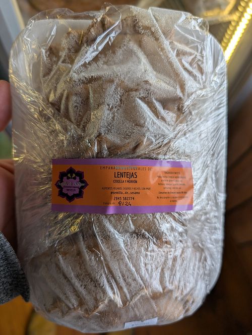 Empanadas de lentejas at Semilla de Sésamo in Chubut