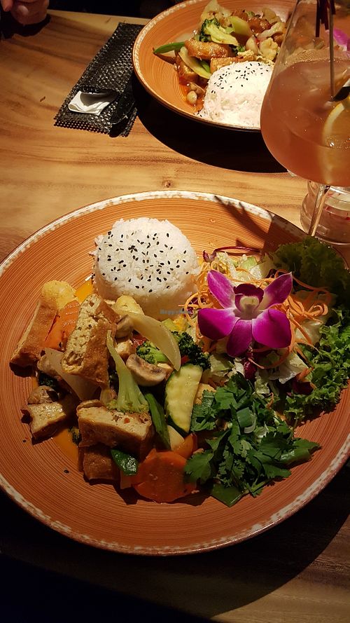  at Hoang Deli Restaurant in Hamburg