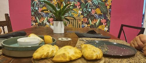 Empanadas argentinas at 22 Brasas Bar in Guadarrama