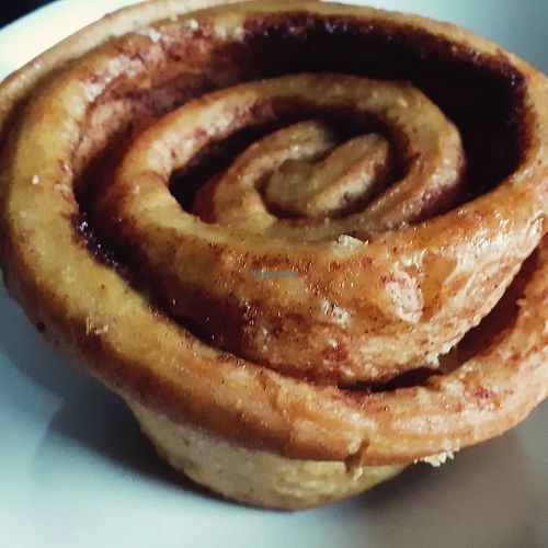 Cinnamon cruffin #Veganuary at Lui's By The Park in Tynemouth
