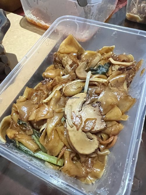 Kway Teow- no wok hei disappointing 6/10  at Zhenyi Veggie Place 真一素食坊 in Northeast Singapore
