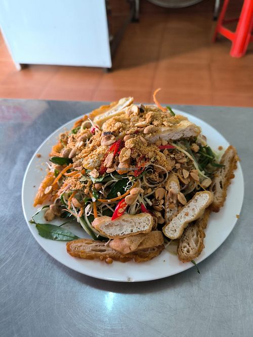 Banana blossom salad at Ha Pham Vietnamese Restaurant in Pakse