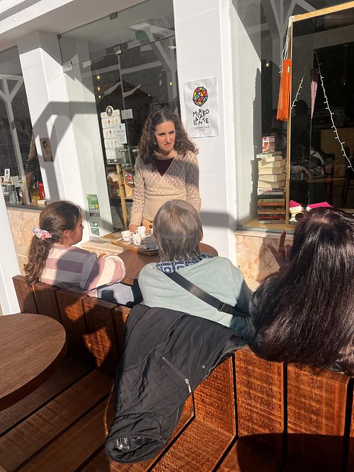 Buitenzitten mogelijk  at Hostel WOW in Odemira