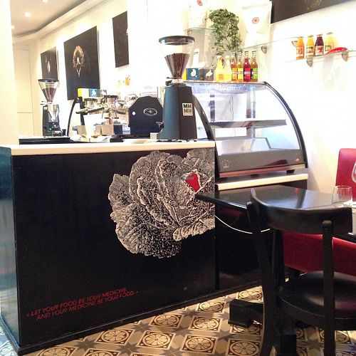 Le comptoir at 42 Degrés in Paris