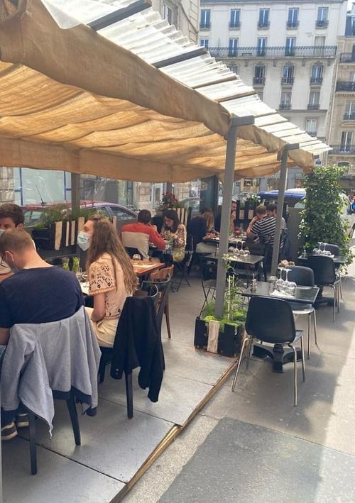 Réservez en ligne sur 42degres.com 🌷

Nous sommes ouverts de 12h à 14h30h et de 19h à 22h30 du lundi au samedi ainsi que tous les dimanches de 12h à 15h pour le brunch à volonté at 42 Degrés in Paris