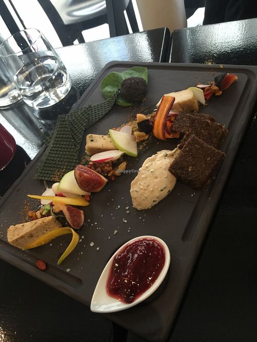 42 degrees at 42 Degrés in Paris