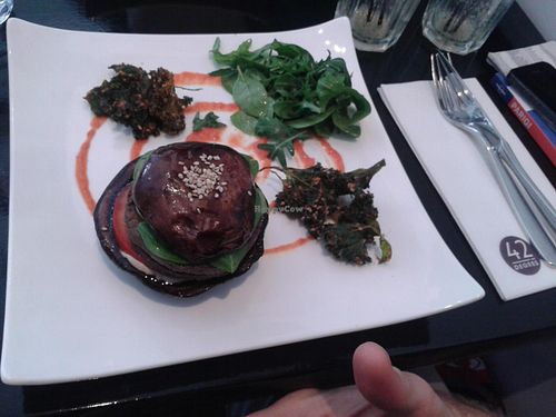 champignon hamburger at 42 Degrés in Paris