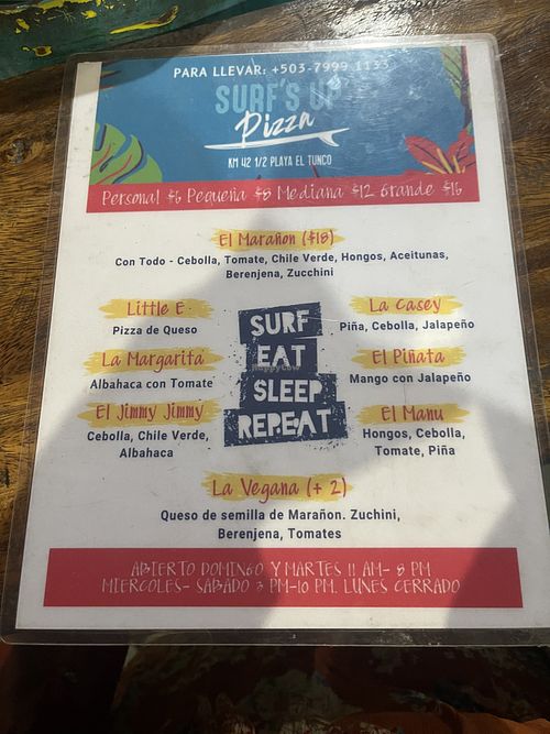 The Menu  at Surf's Up Pizza in El Tunco