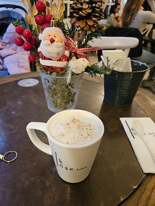"Salep" with plant-based milk at Köşe Kahve in Alacati