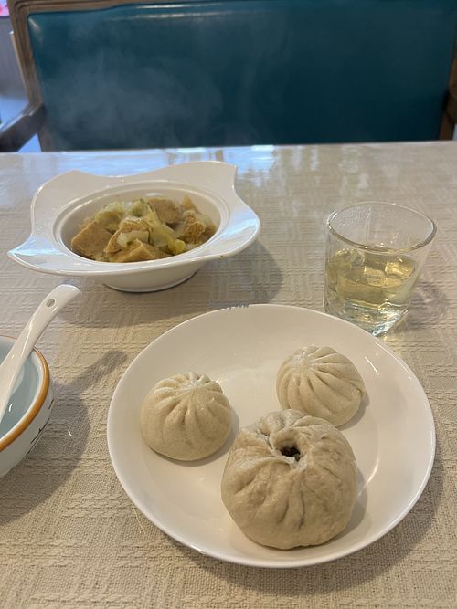 Veggie bao and Chinese cabbage with dried tofu   at Shuyue Vegetarian Teahouse in Shanghai