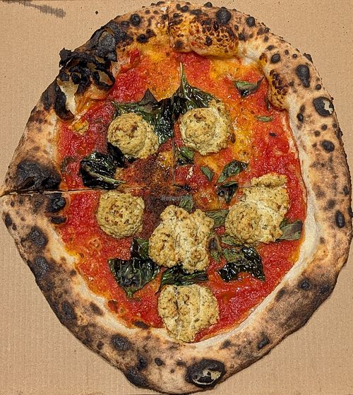 vegan Margherita at The Turning Peel in Portland