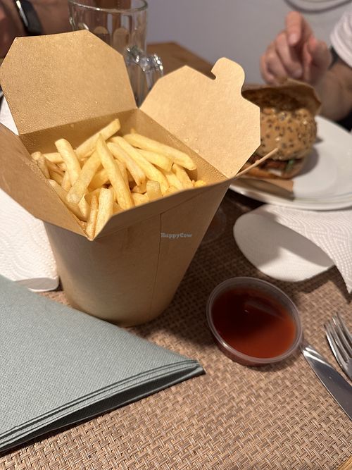 Pommes   at Niko's Street Food Bar in Galtuer