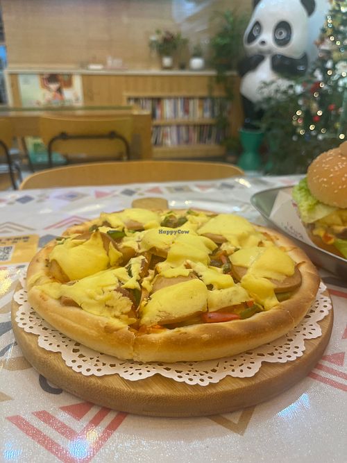 Sausage pizza. at Xinzhisu - 芯之素熊猫主题.轻食西餐(OE创意园一 店) in Guangzhou