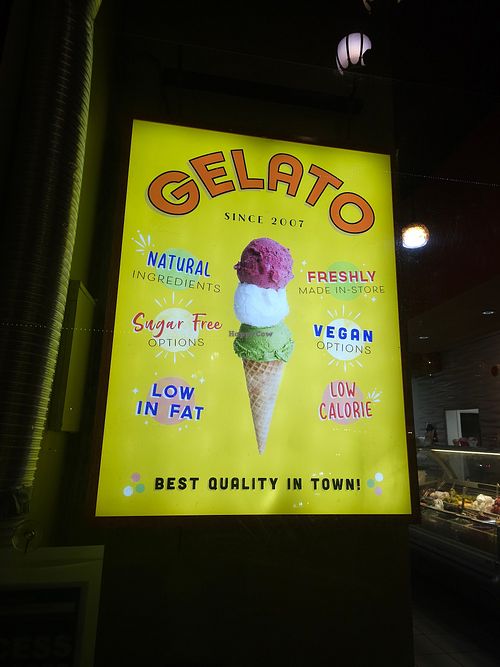 Sign at Hello Gelato in Pasadena