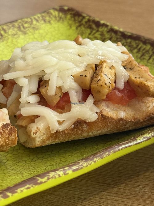 Tostado with vegan cheese and vegan chicken   at Los Bocatas de Antonio in Murcia