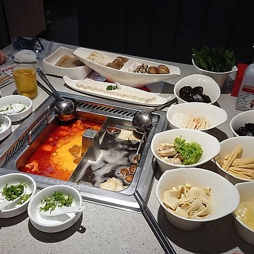  at Haidilao Hotpot (Changzhong Rd Branch) - 海底捞火锅（场中路店） in Shanghai