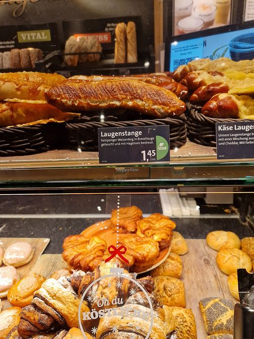 Laugenstangen at Junge Die Bäckerei - Blankeneser Bahnhofstraße 56 in Hamburg