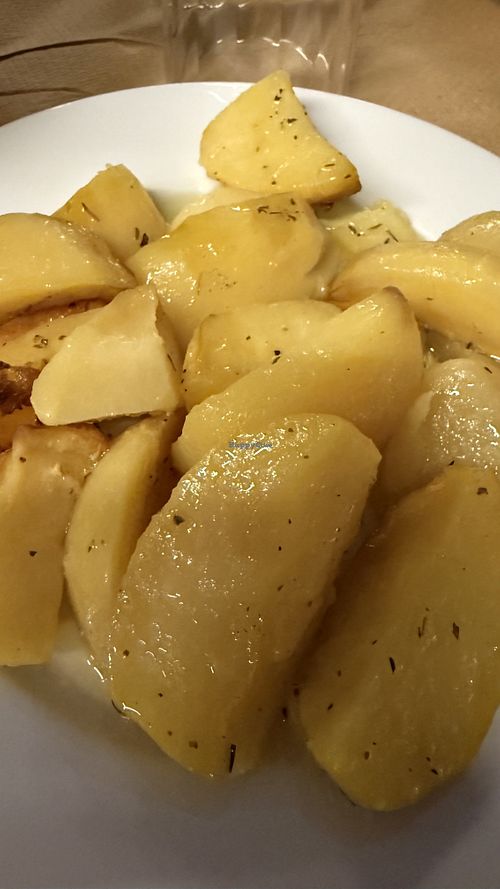 Kartoffeln mit Zitrone   at Konstantinoupolis in Asprovalta