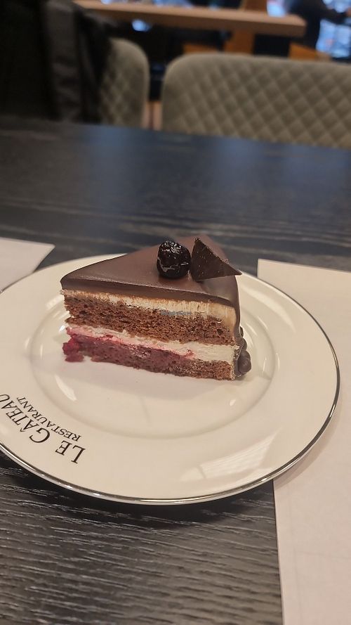 Vegan chocate cake at Le Gateau Orbeliani in Tbilisi