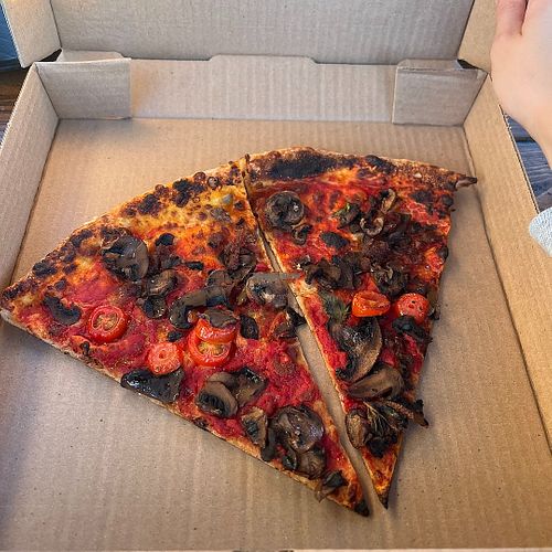 earth crisis at Black Magic Pizza in Orlando