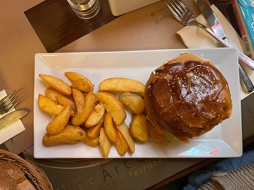 falafel burger at Kaffa Miro in Istanbul