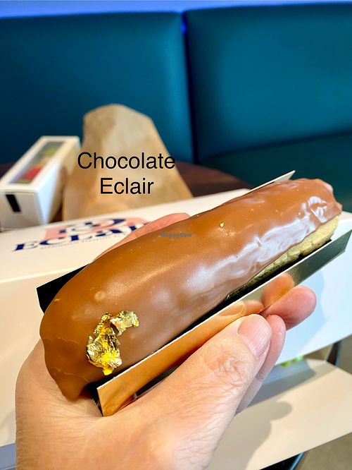 Chocolate Eclair #Veganuary at ID-eclair in Pasadena