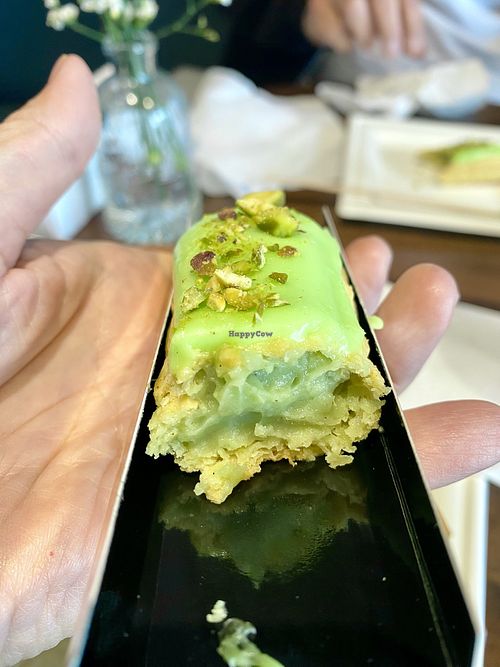 Cross section of Pistachio Eclair  #Veganuary at ID-eclair in Pasadena